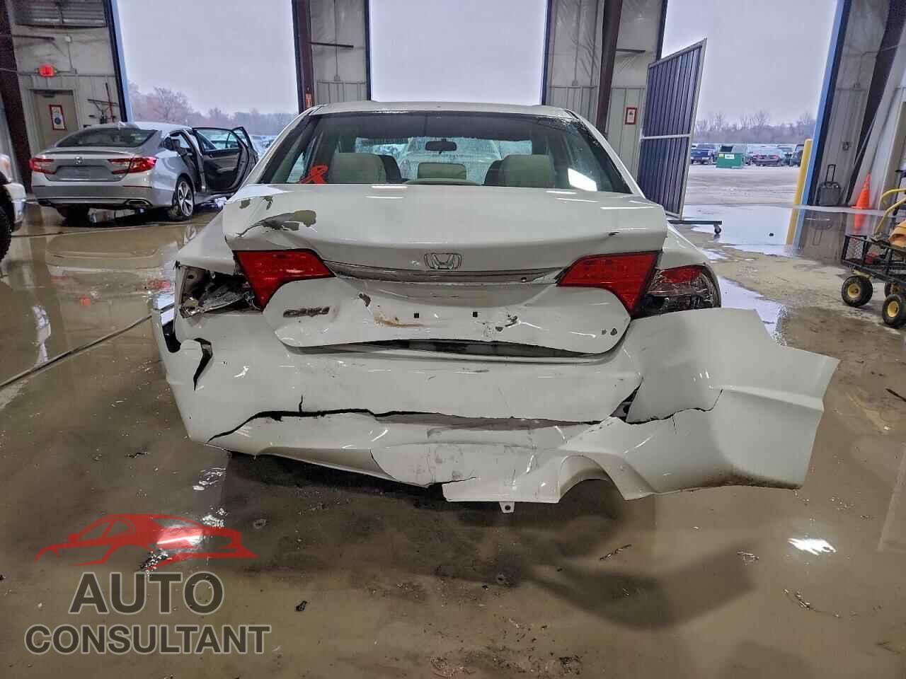 HONDA CIVIC 2009 - 19XFA16599E040856