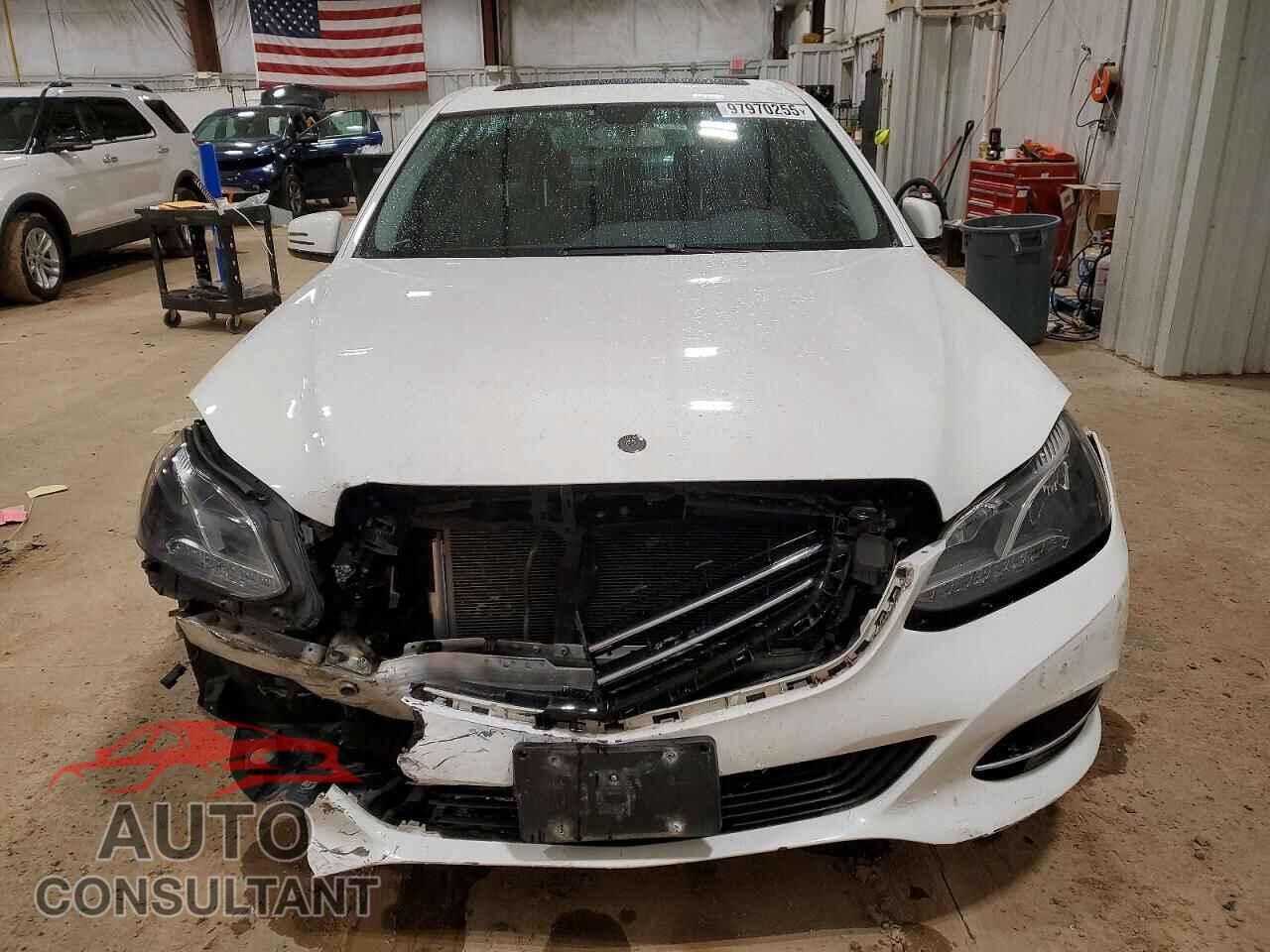 MERCEDES-BENZ E-CLASS 2014 - WDDHF8JB2EA883347