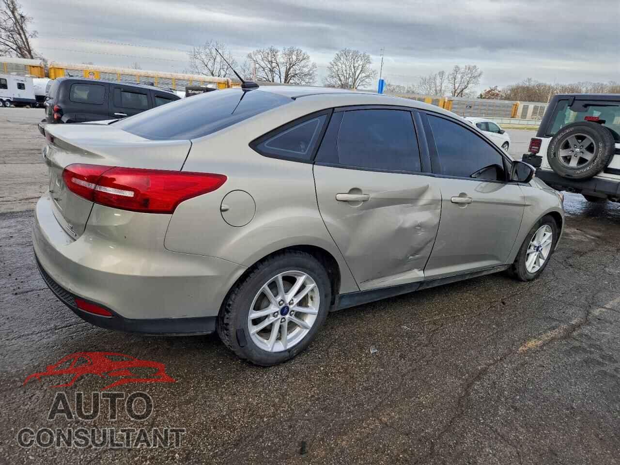 FORD FOCUS 2015 - 1FADP3F26FL235393