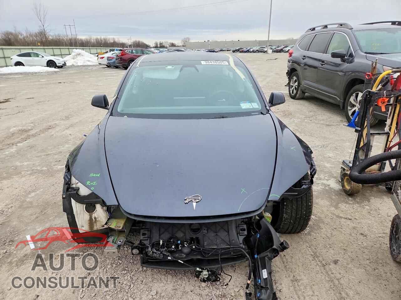 TESLA MODEL 3 2024 - 5YJ3E1EA9RF746614
