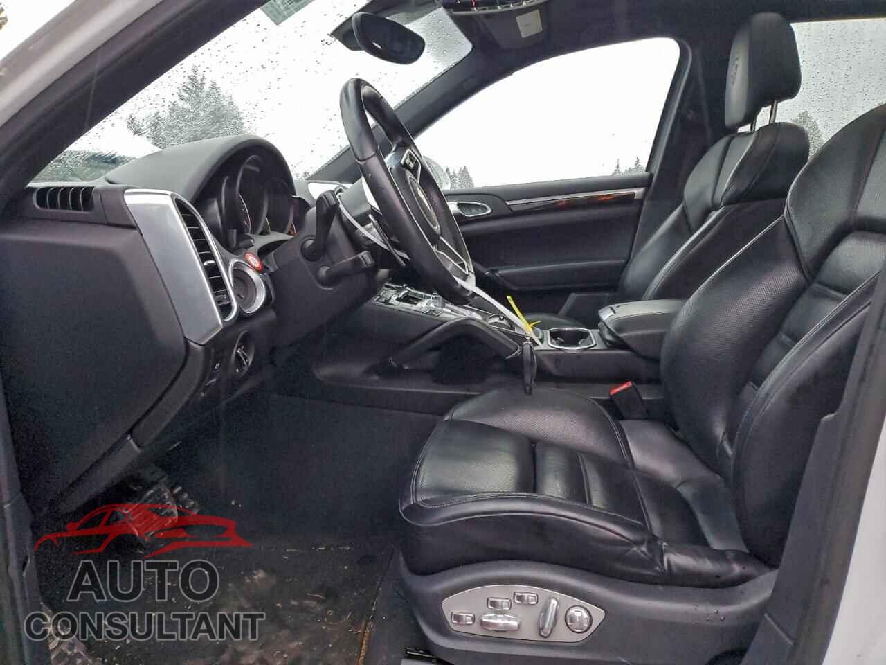 PORSCHE CAYENNE 2017 - WP1AA2A26HKA89875
