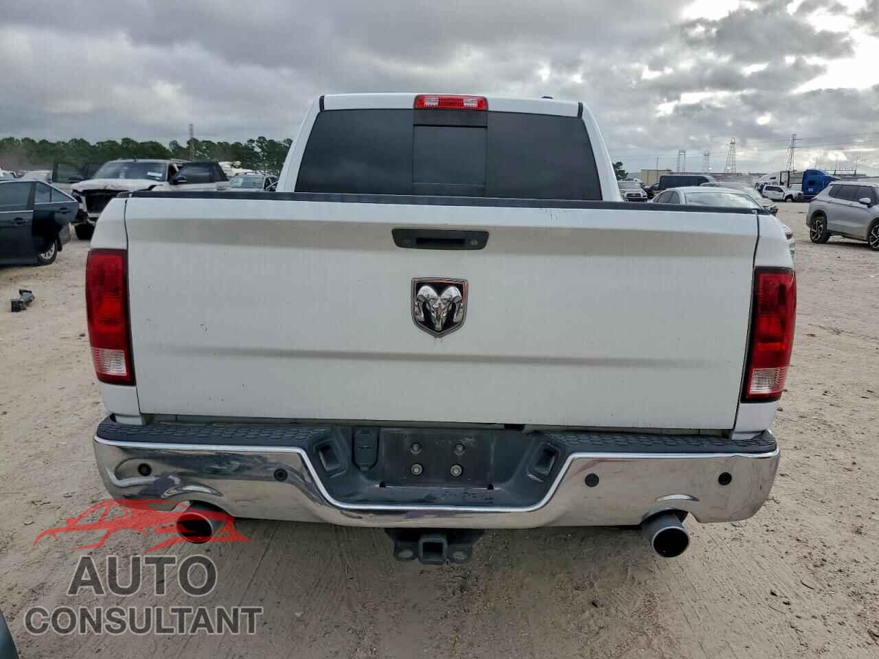 DODGE RAM 1500 2012 - 1C6RD6LT0CS286159