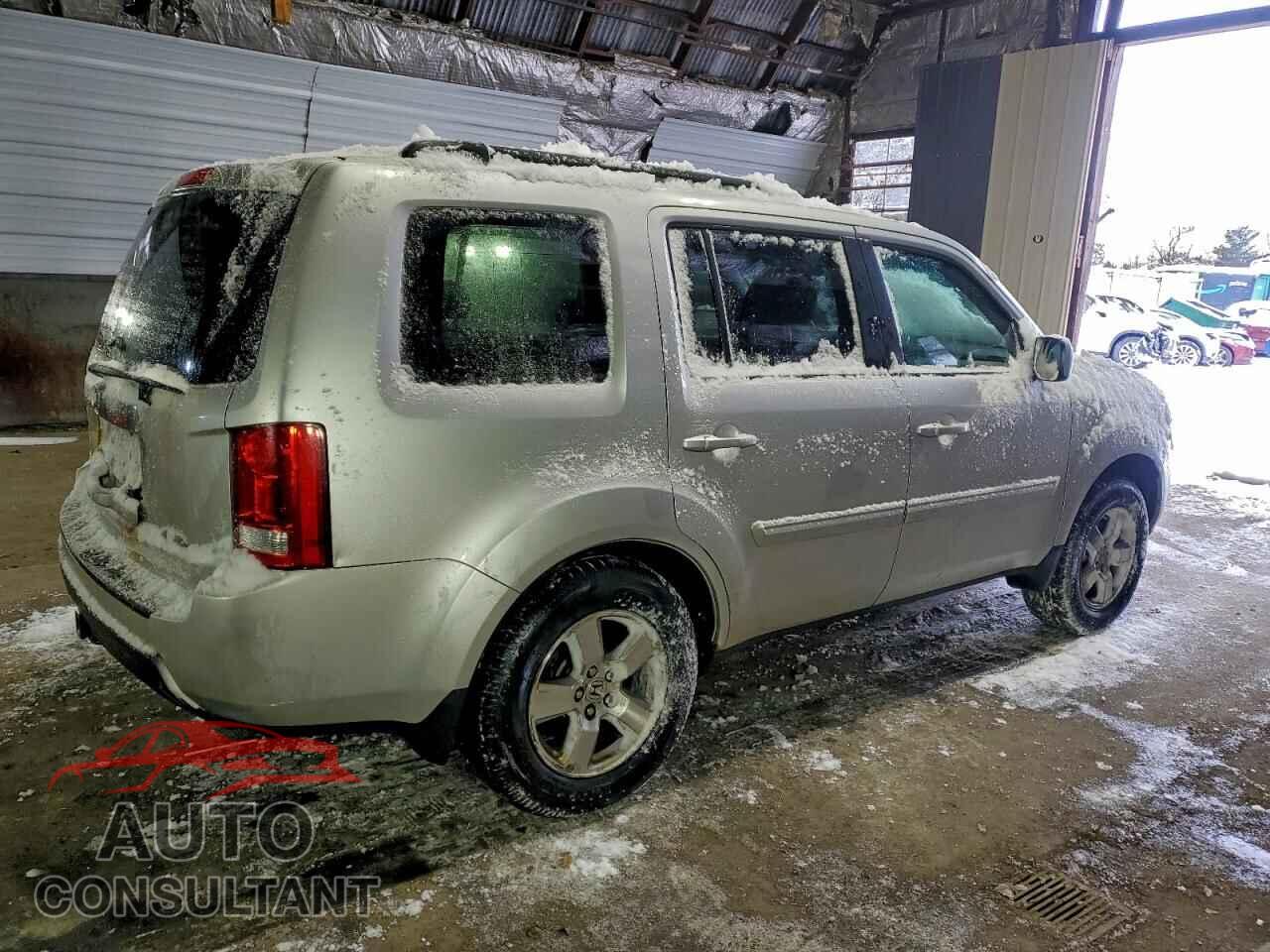 HONDA PILOT 2009 - 5FNYF48559B034586