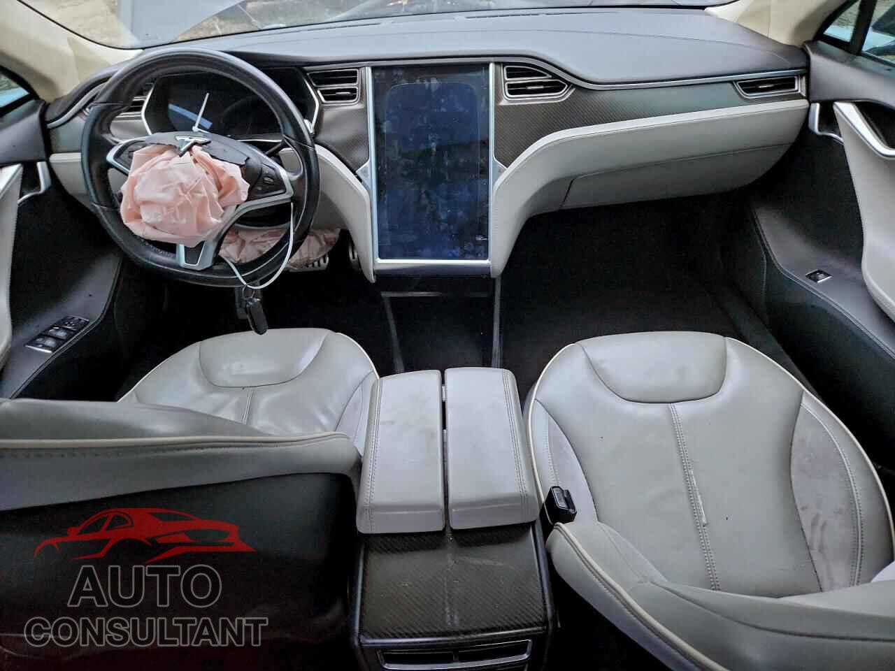 TESLA MODEL S 2014 - 5YJSA1H13EFP48002