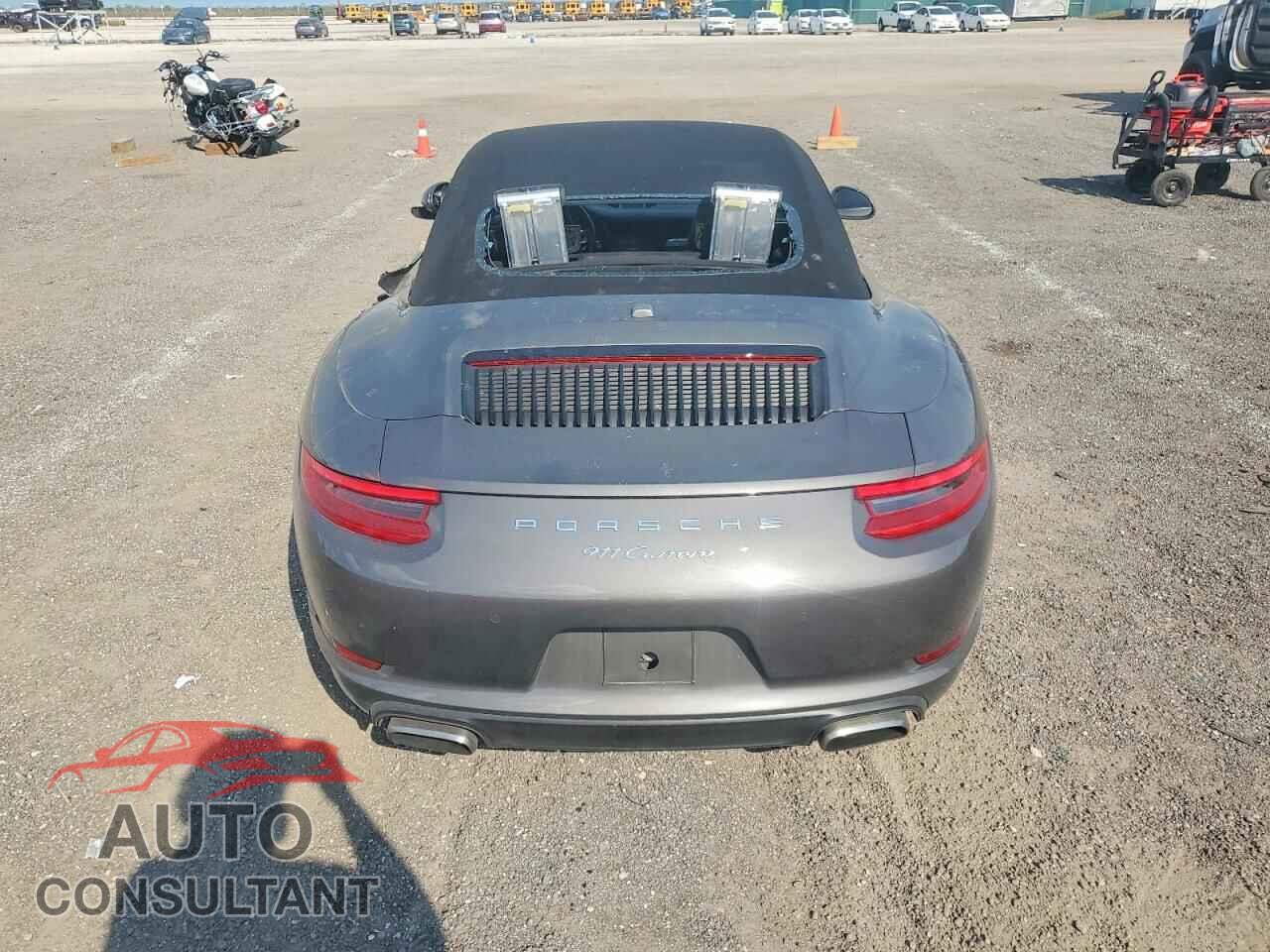 PORSCHE 911 2017 - WP0CA2A97HS141599