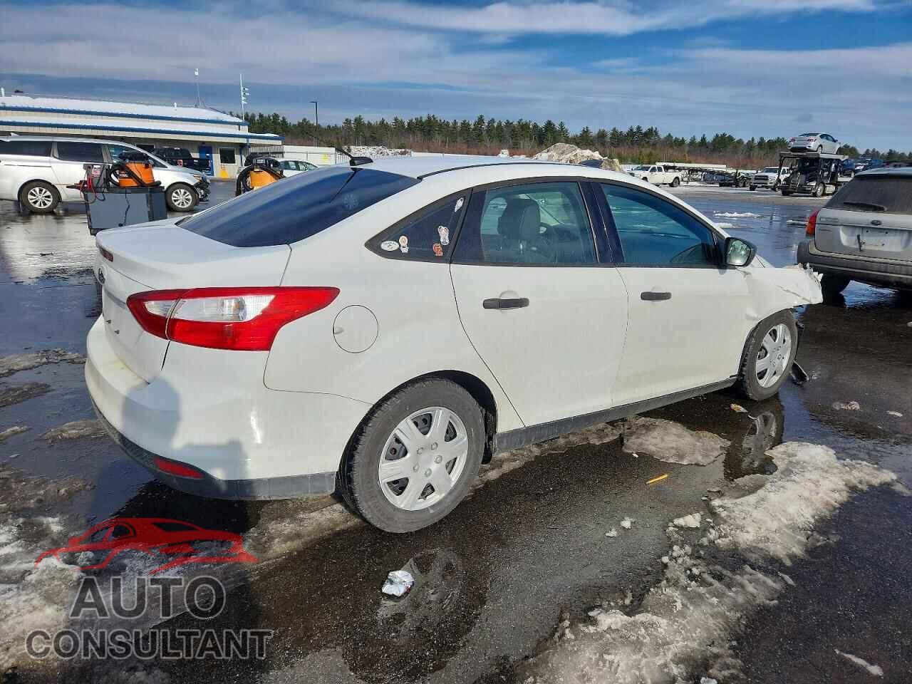 FORD FOCUS 2012 - 1FAHP3E27CL355301