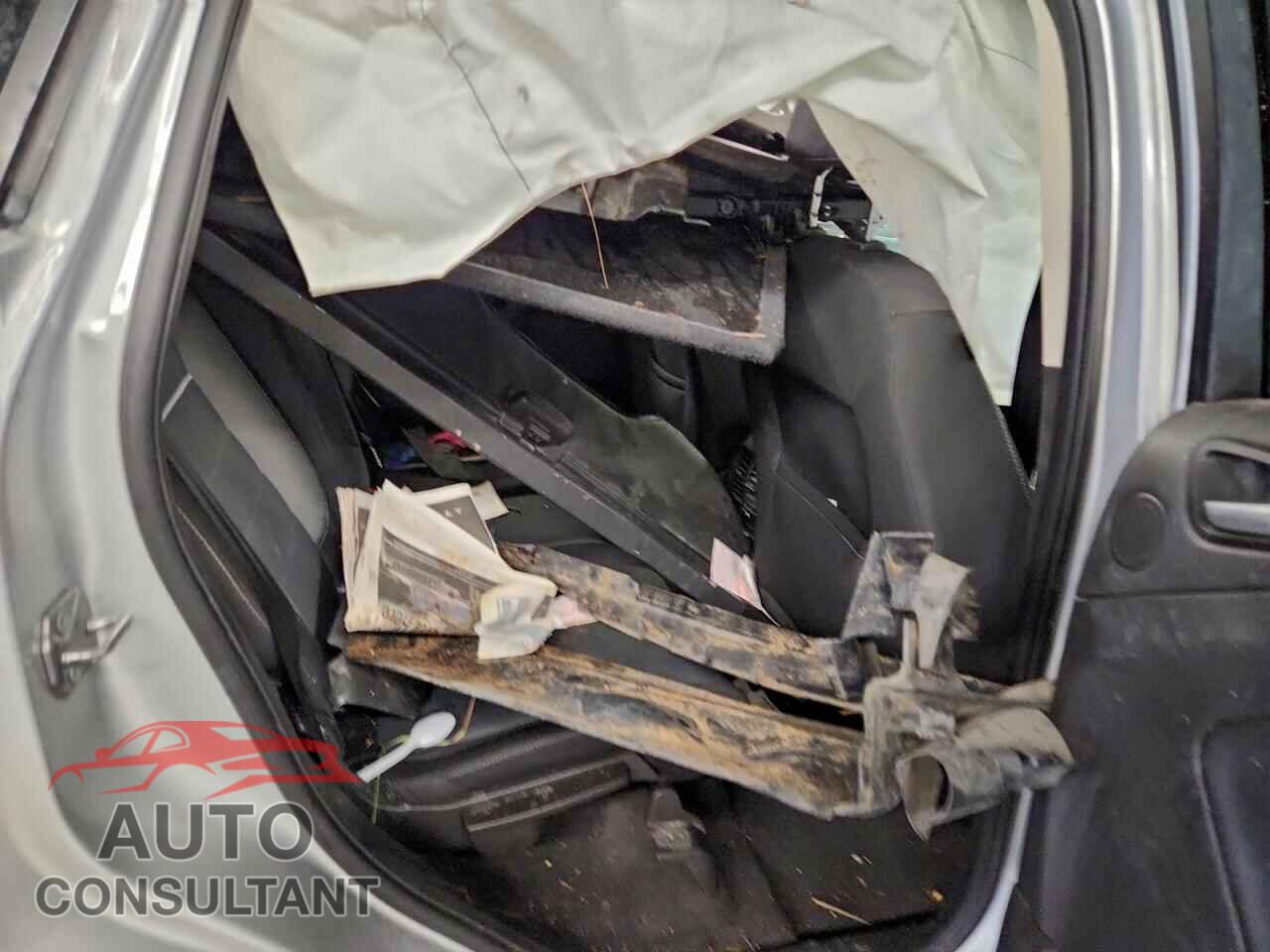 FORD ESCAPE 2015 - 1FMCU9G96FUB75764