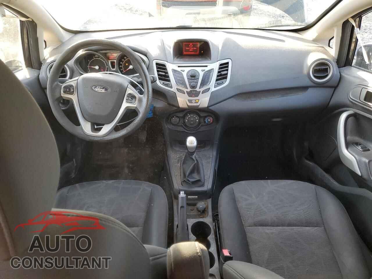 FORD FIESTA 2013 - 3FADP4EJ3DM158332
