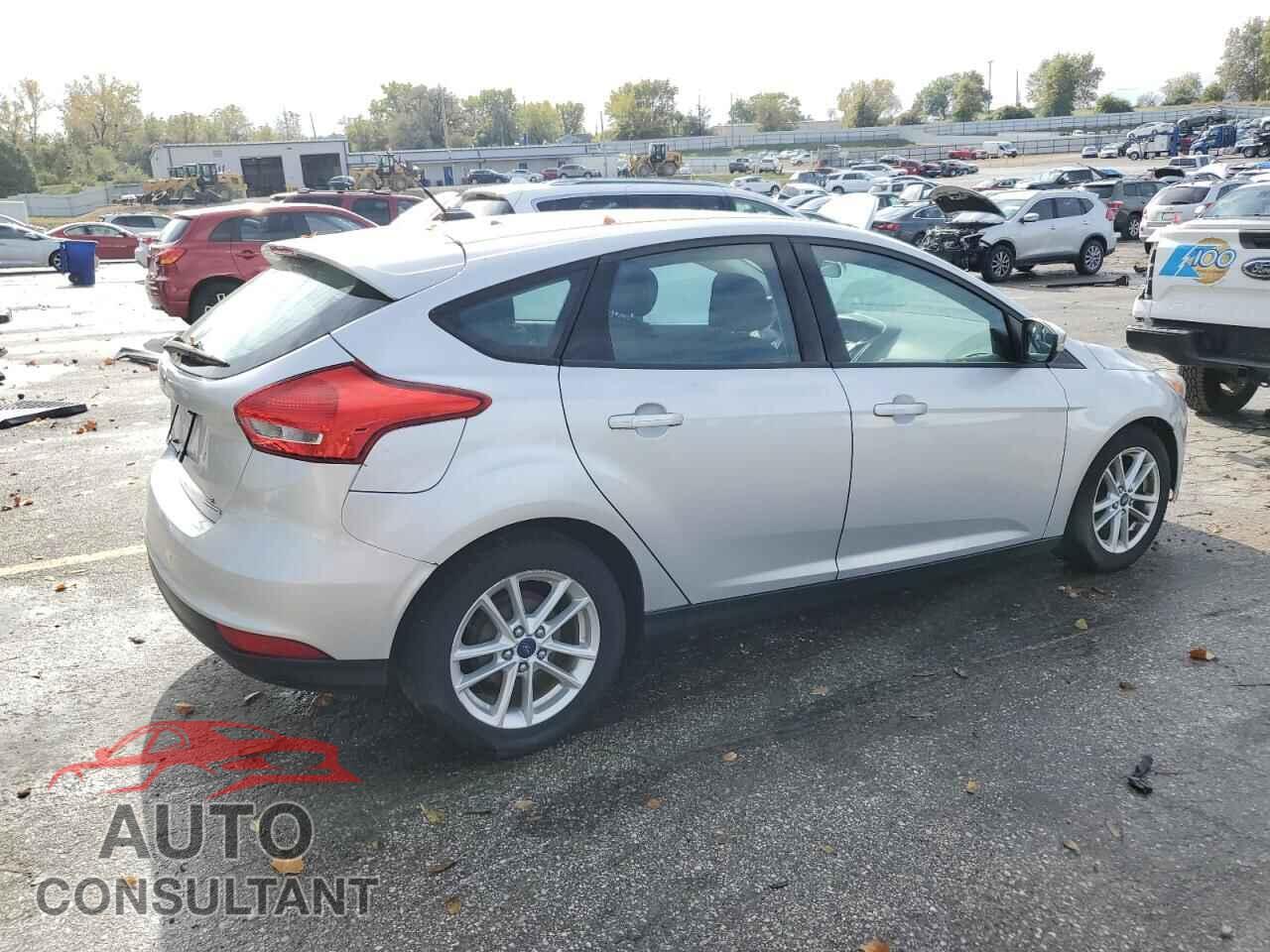 FORD FOCUS 2015 - 1FADP3K26FL363347