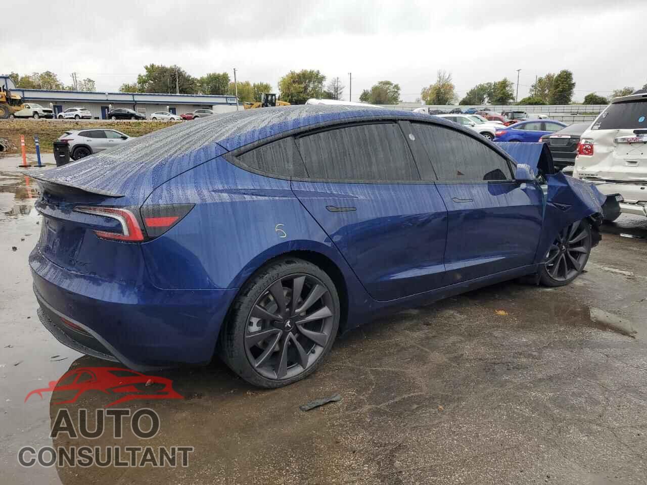 TESLA MODEL 3 2025 - 5YJ3E1EA3SF015151