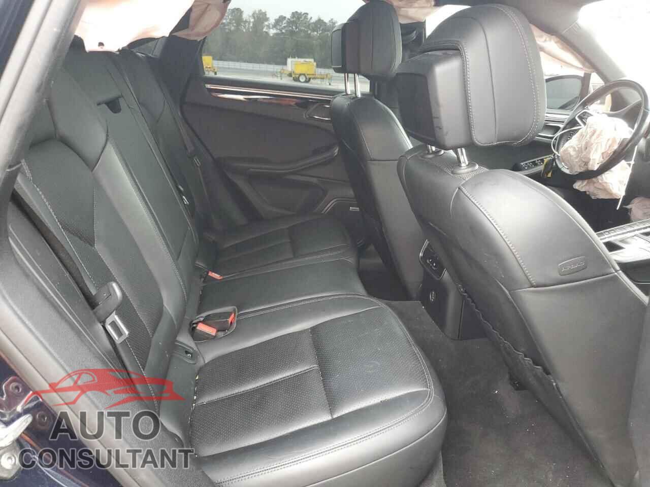 PORSCHE MACAN 2019 - WP1AA2A58KLB06526