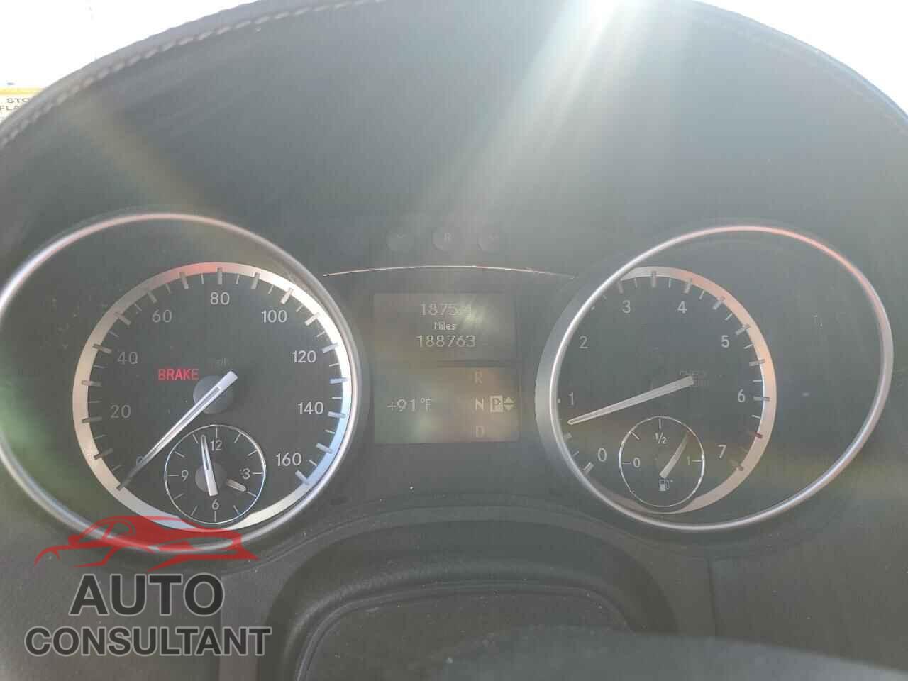 MERCEDES-BENZ GL-CLASS 2010 - 4JGBF7BB1AA532833