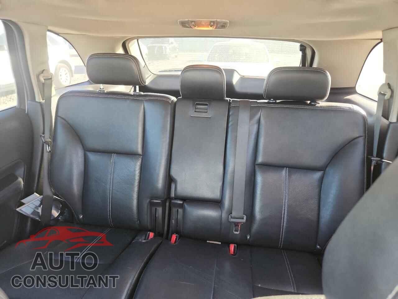 FORD EDGE 2010 - 2FMDK3JC7ABB39012