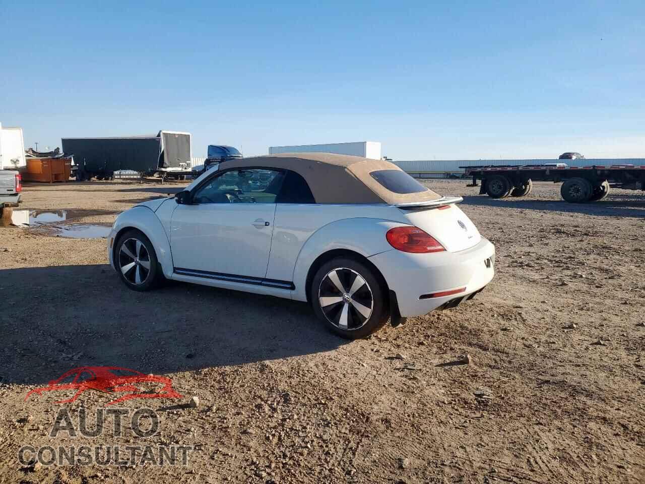 VOLKSWAGEN BEETLE 2013 - 3VW8S7ATXDM825252