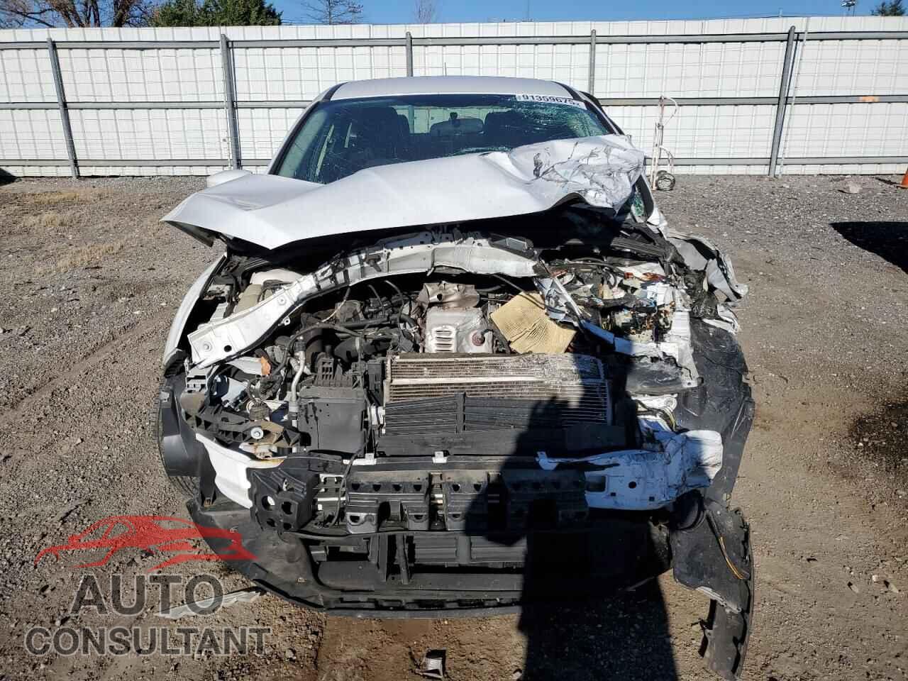FORD FOCUS 2017 - 1FADP3FE0HL275398
