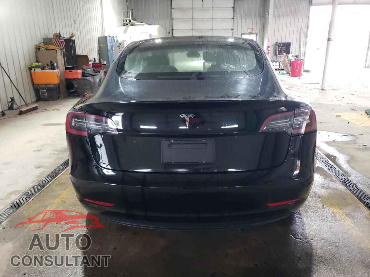 TESLA MODEL 3 2022 - 5YJ3E1EA9NF188869