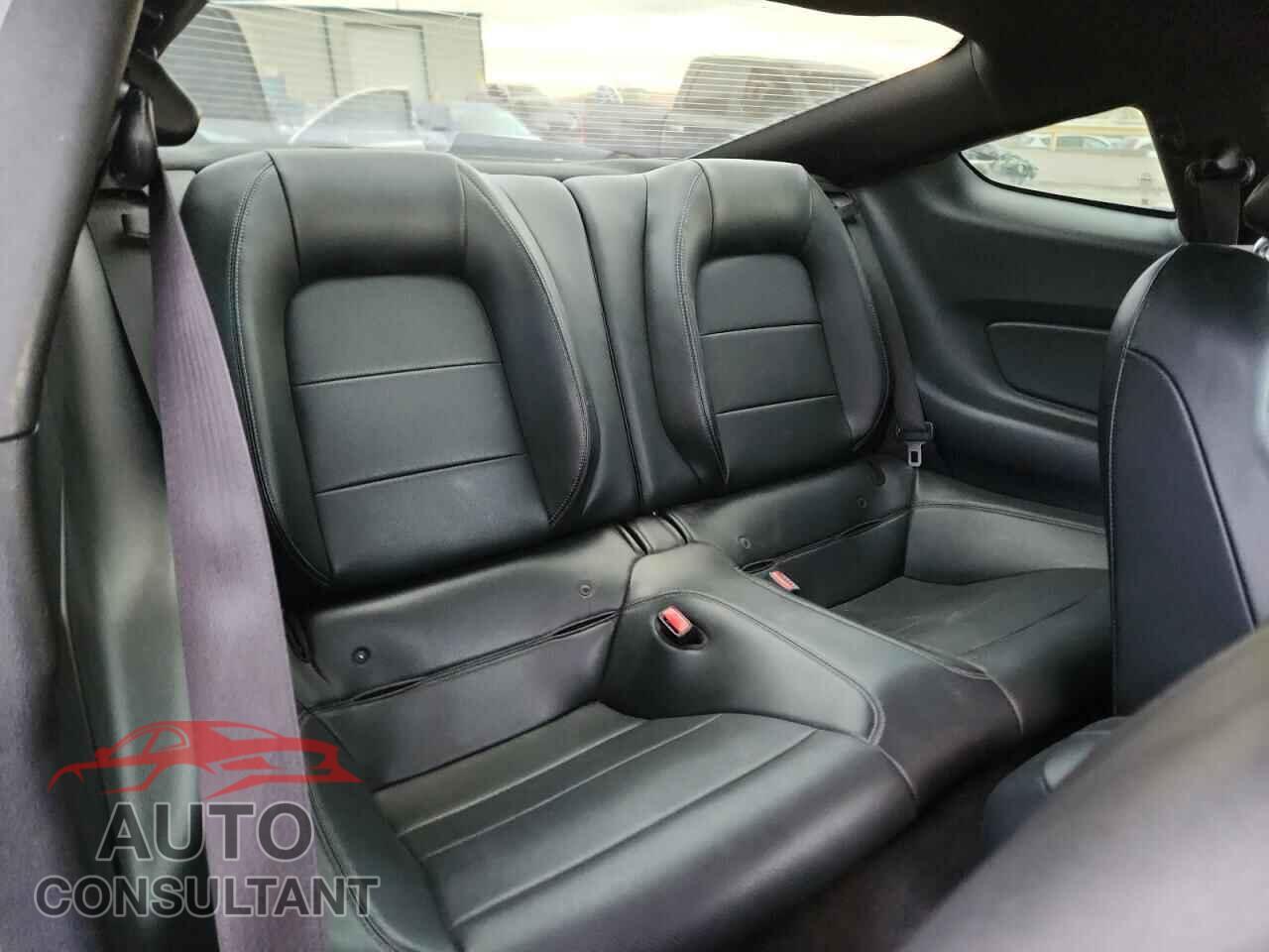 FORD MUSTANG 2015 - 1FA6P8CF2F5301374