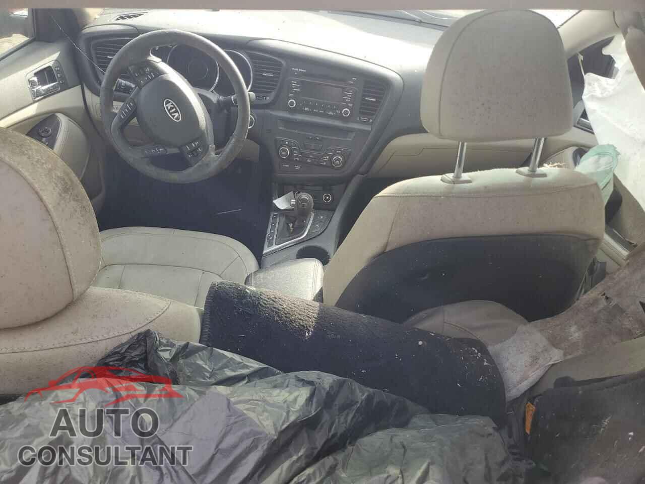 KIA OPTIMA 2011 - KNAGN4A79B5124094