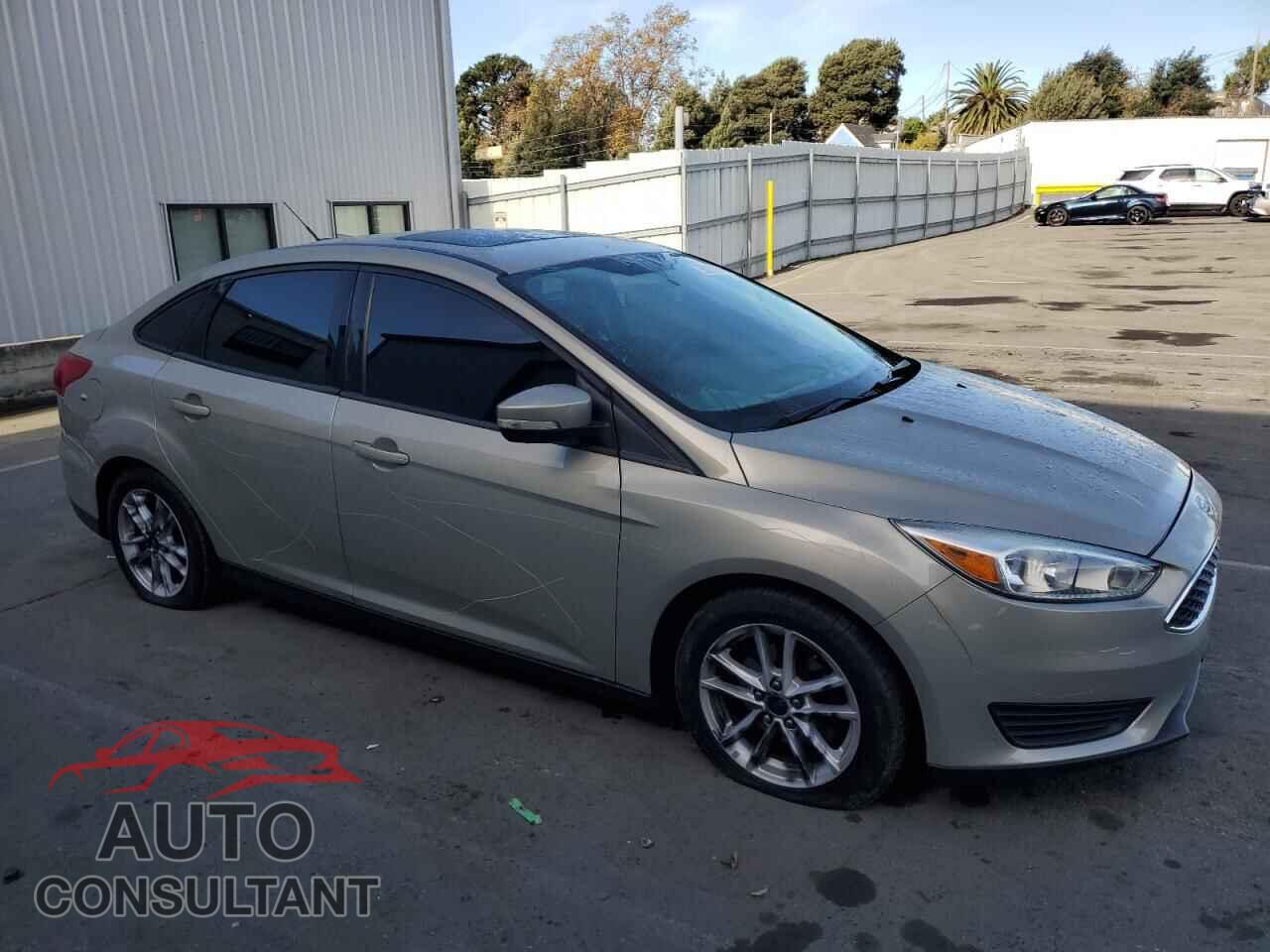 FORD FOCUS 2015 - 1FADP3F21FL201801