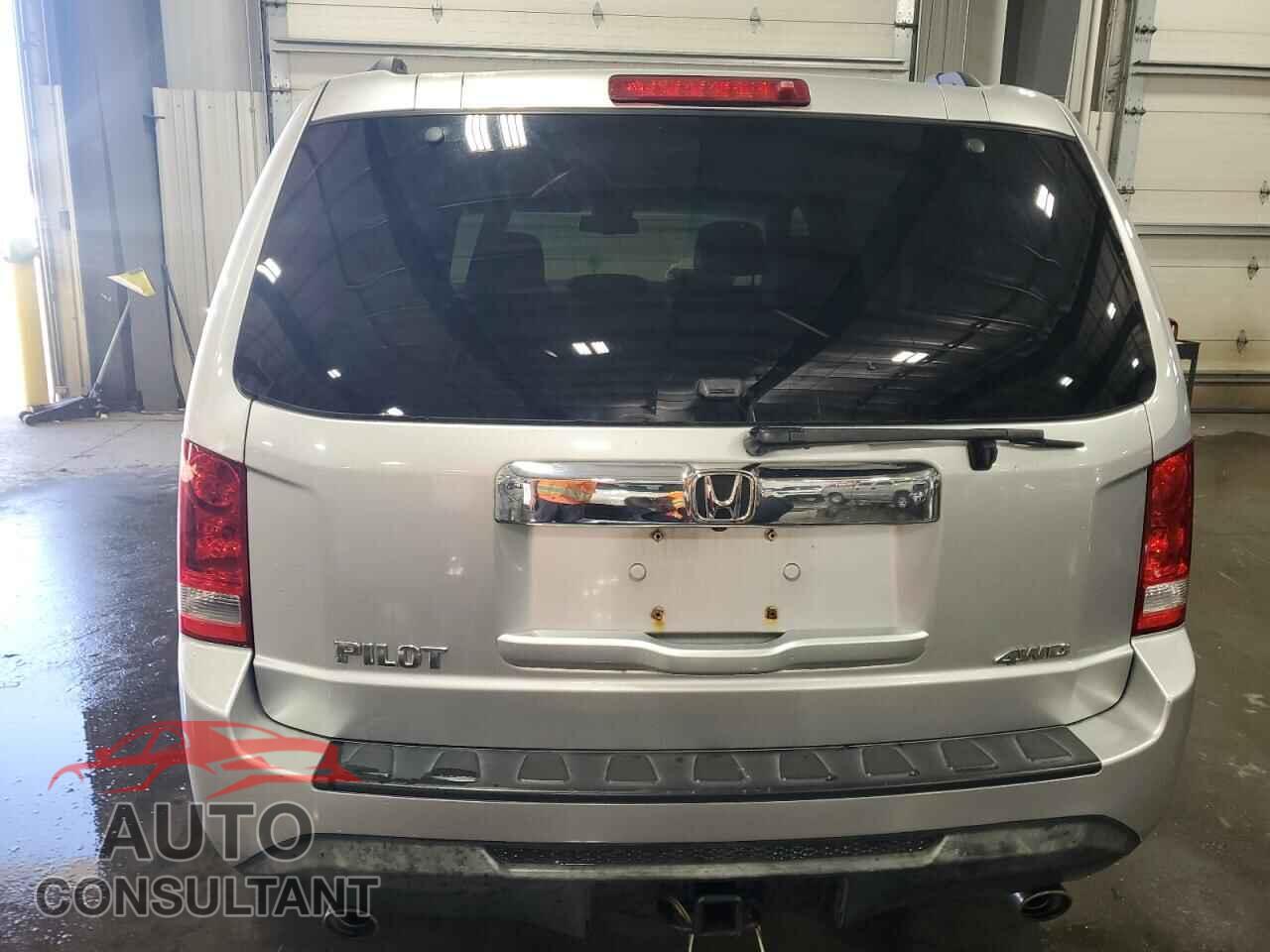 HONDA PILOT 2012 - 5FNYF4H61CB016358