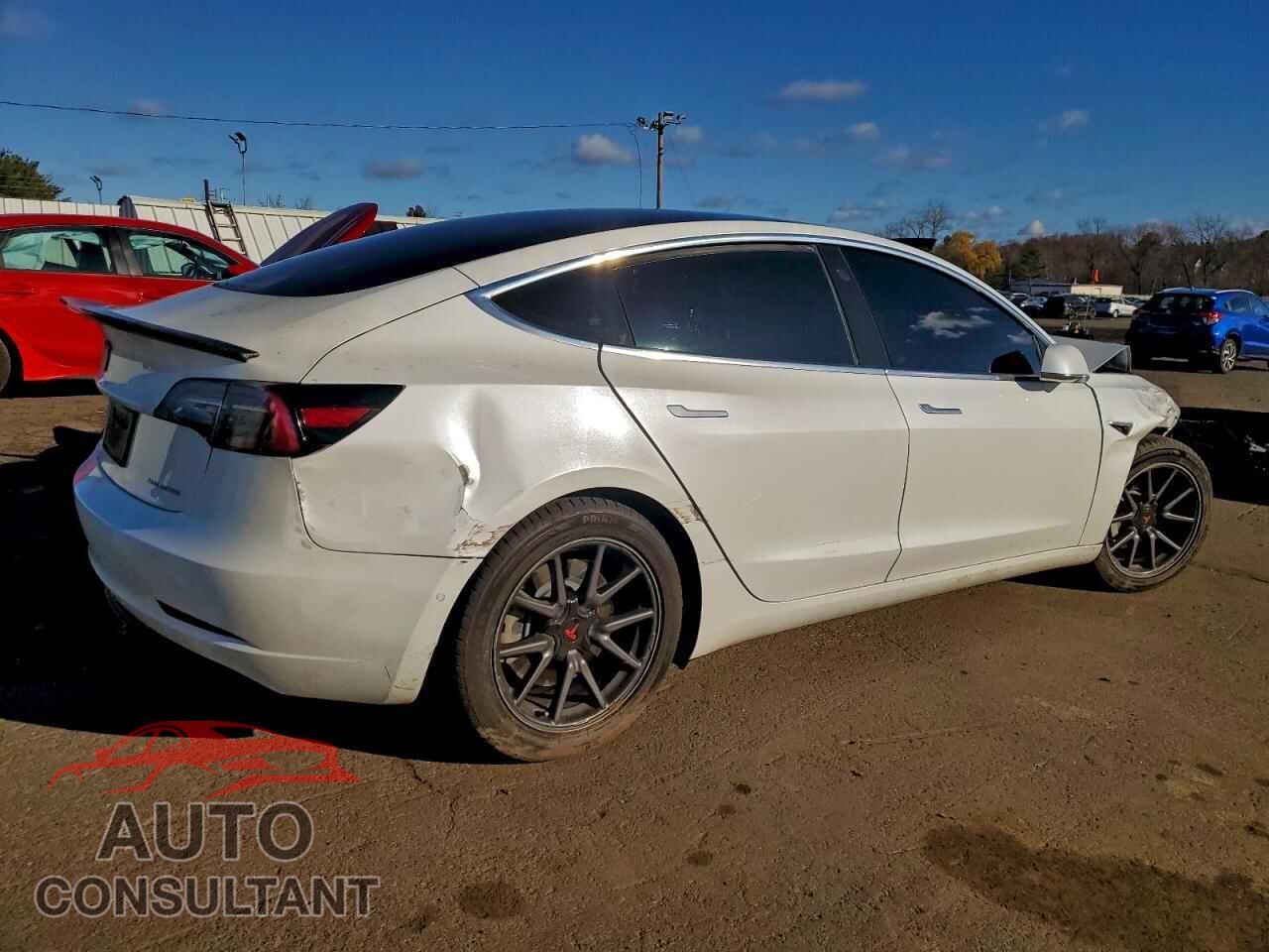 TESLA MODEL 3 2019 - 5YJ3E1EB9KF213595