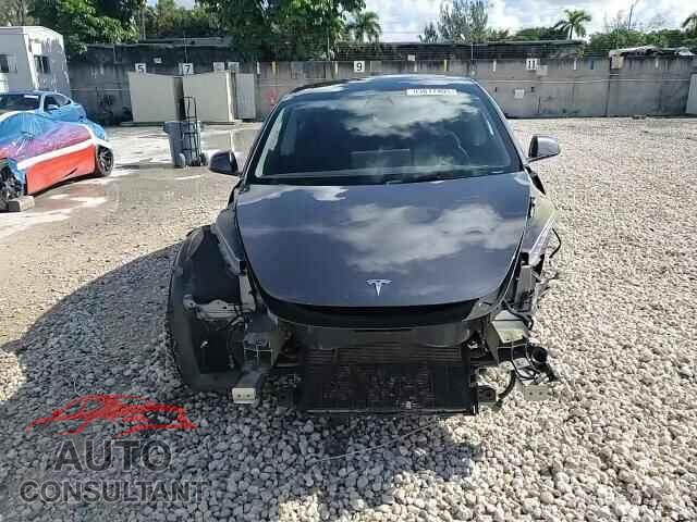 TESLA MODEL 3 2023 - 5YJ3E1EA3PF555591