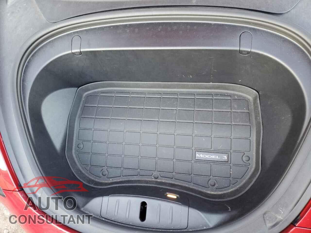 TESLA MODEL 3 2018 - 5YJ3E1EB7JF054588