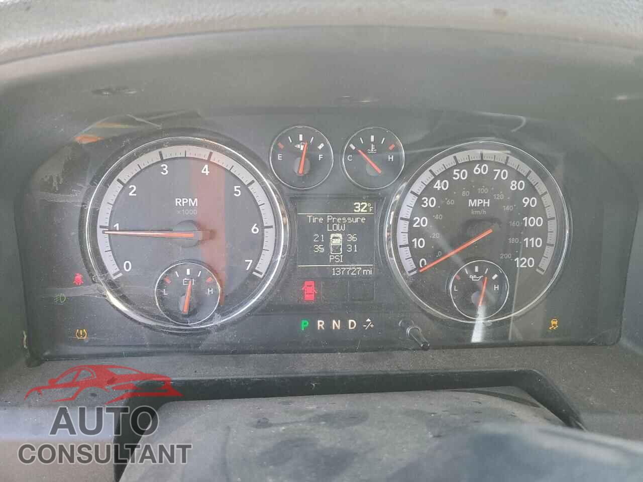 DODGE RAM 1500 2012 - 1C6RD7FTXCS167486
