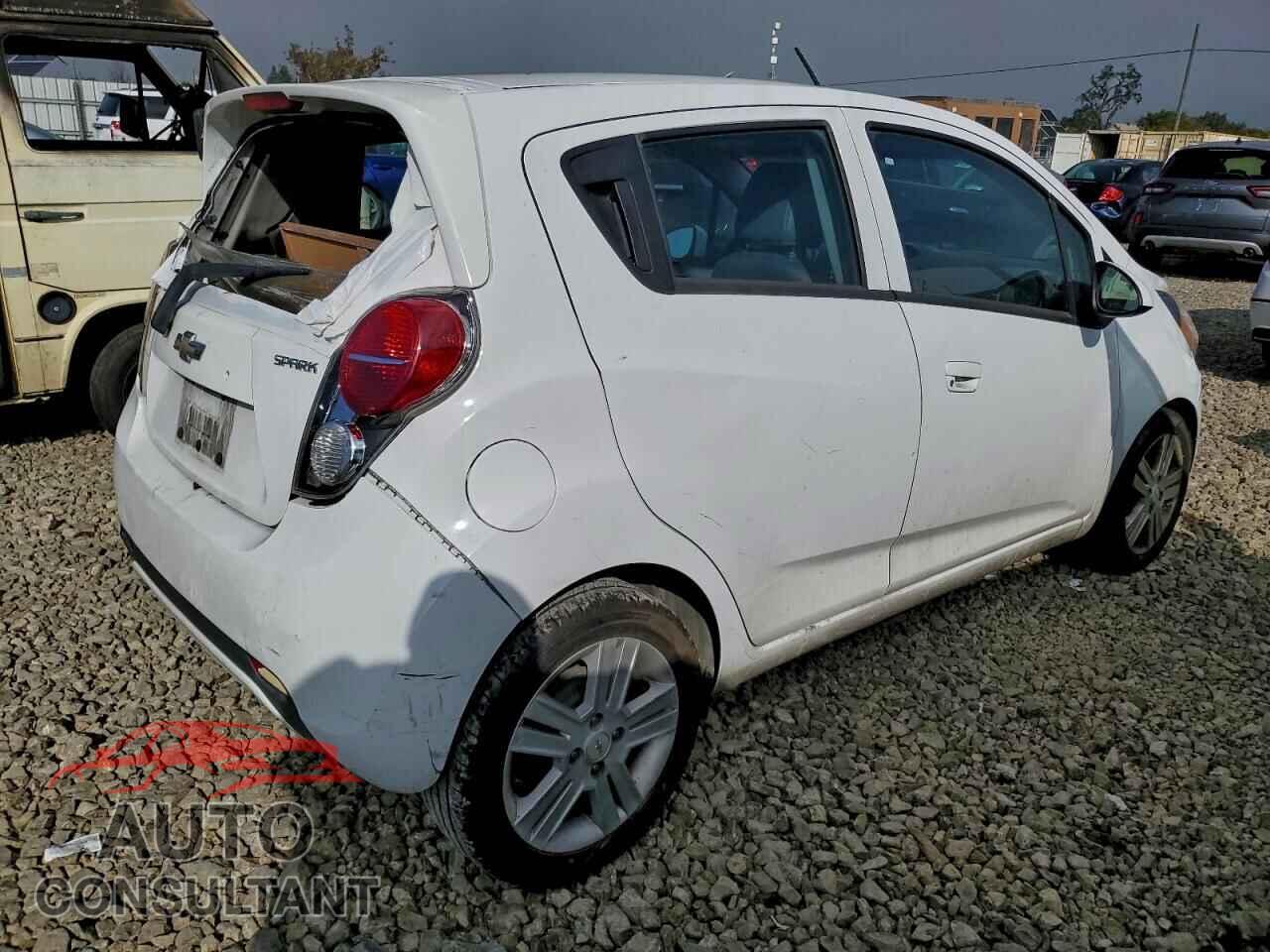 CHEVROLET SPARK 2015 - KL8CB6S98FC800616