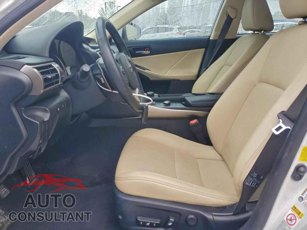 LEXUS IS 2015 - JTHCF1D22F5021987