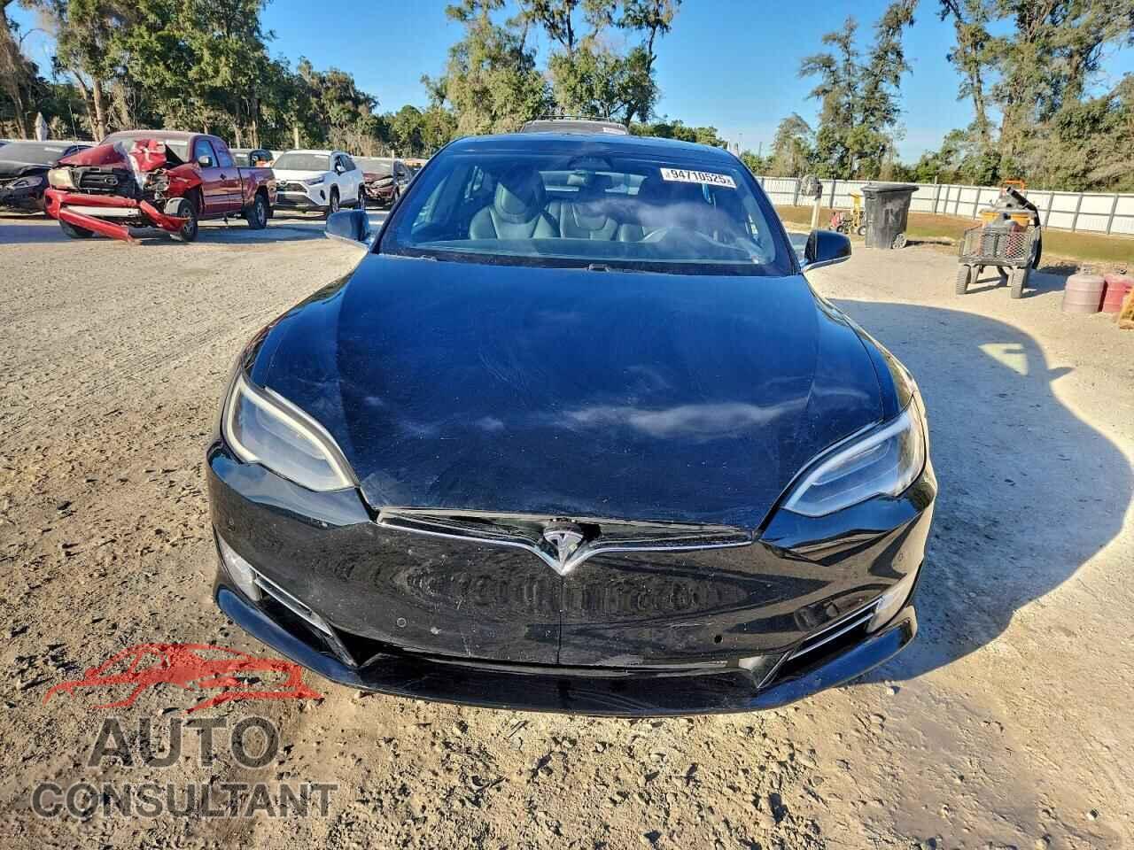 TESLA MODEL S 2017 - 5YJSA1E2XHF185855