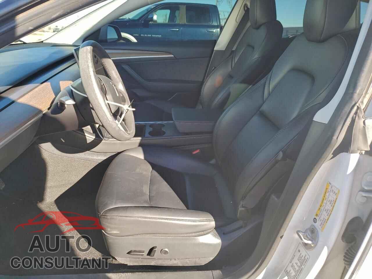 TESLA MODEL 3 2023 - 5YJ3E1EA0PF564541
