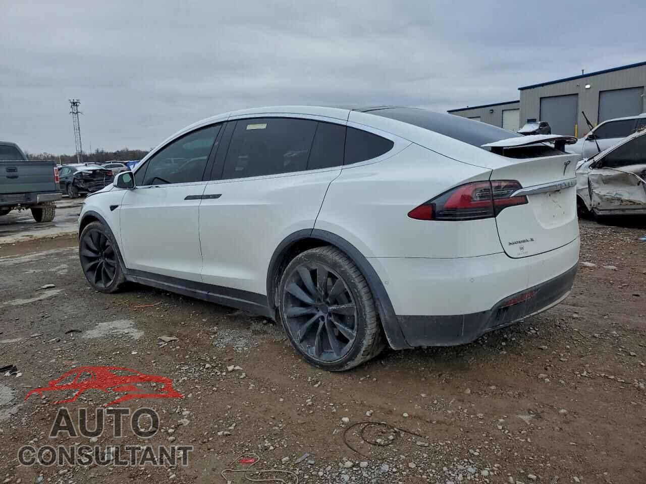 TESLA MODEL X 2019 - 5YJXCAE22KF154607