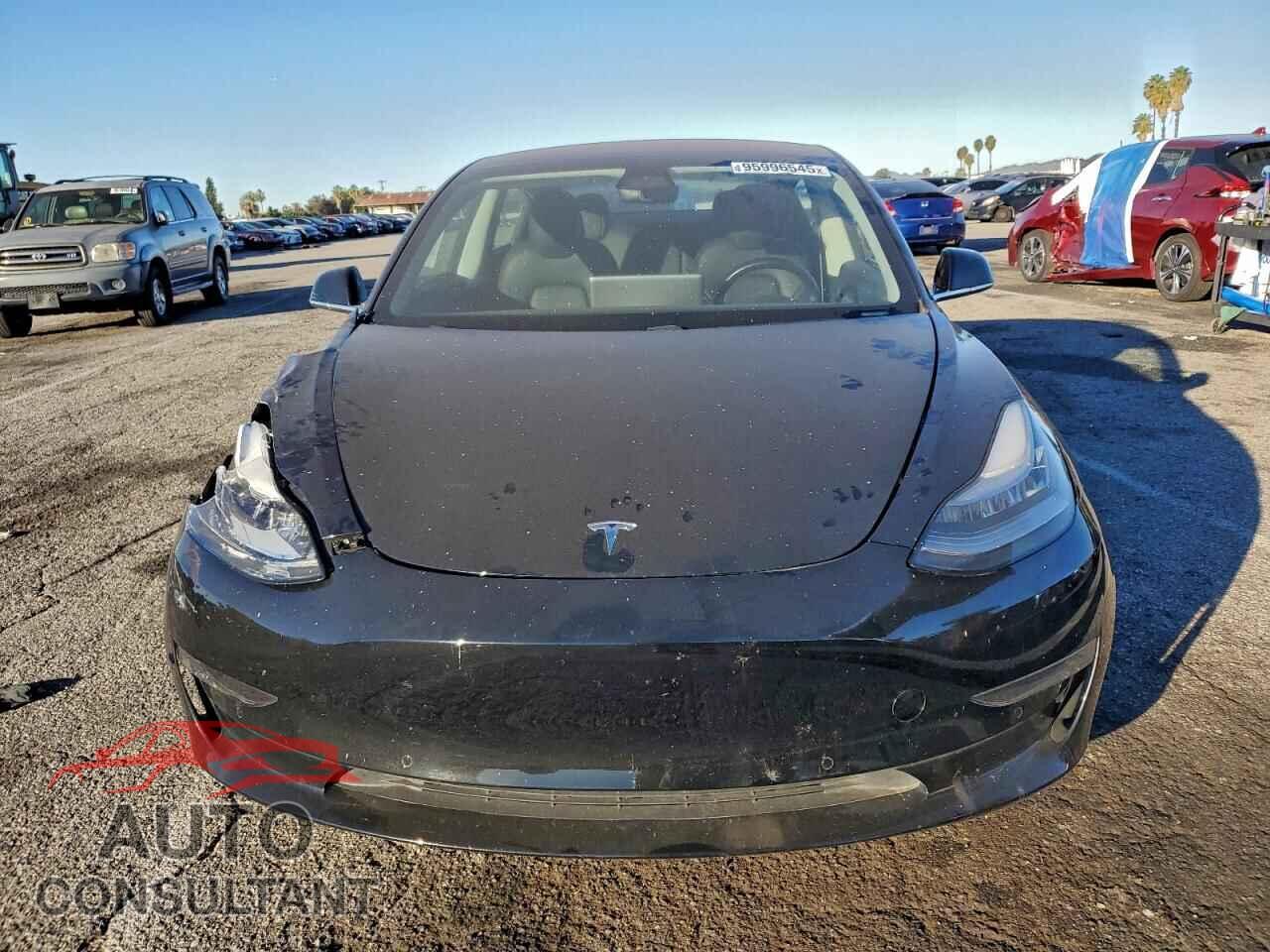 TESLA MODEL 3 2018 - 5YJ3E1EB3JF183668