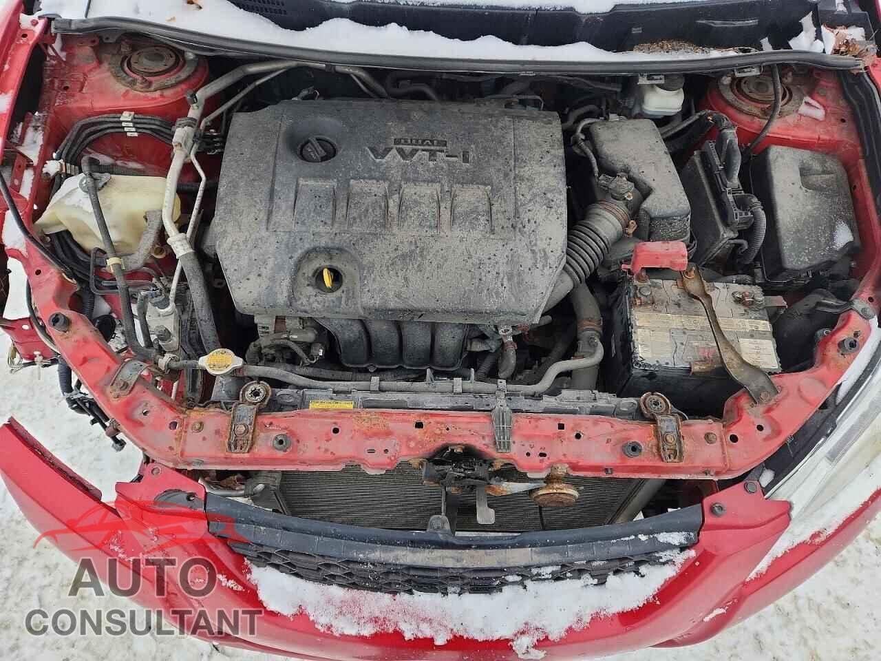 TOYOTA MATRIX 2013 - 2T1KU4EE5DC032012