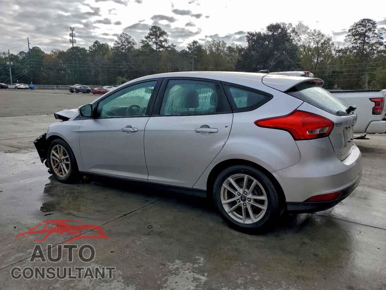 FORD FOCUS 2015 - 1FADP3K2XFL242272