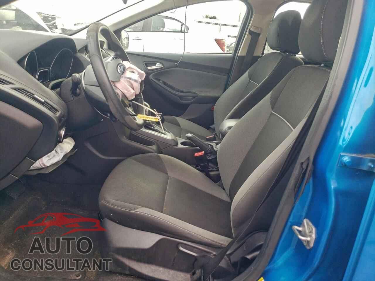 FORD FOCUS 2014 - 1FADP3F2XEL127499