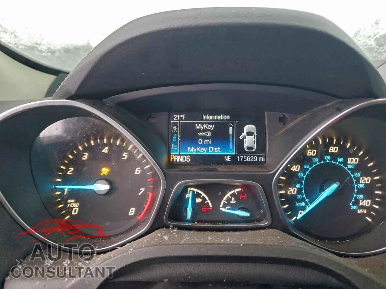 FORD ESCAPE 2016 - 1FMCU0F76GUC86862