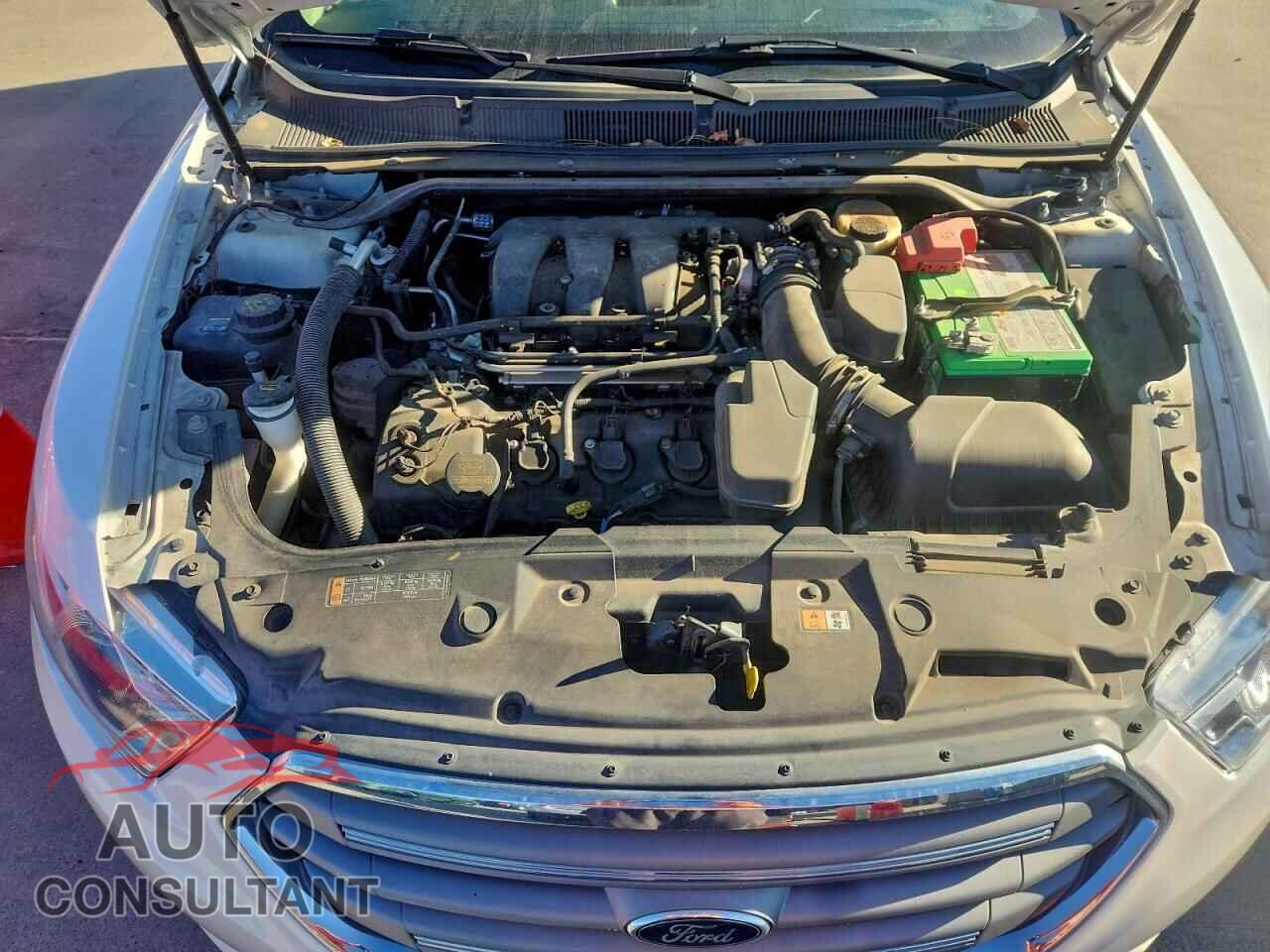 FORD TAURUS 2013 - 1FAHP2E85DG138015