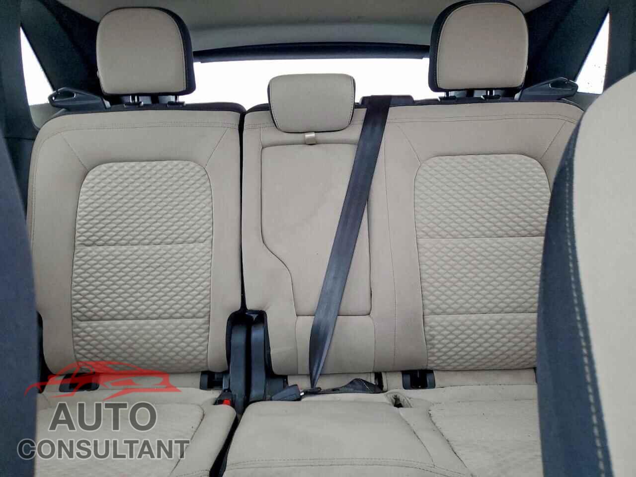 FORD ESCAPE 2020 - 1FMCU9G60LUA38112