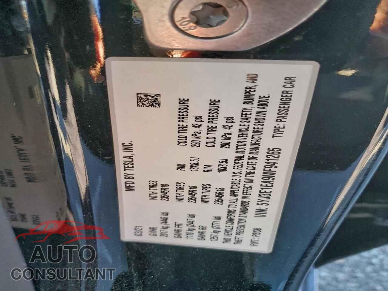 TESLA MODEL 3 2021 - 5YJ3E1EA9MF941265