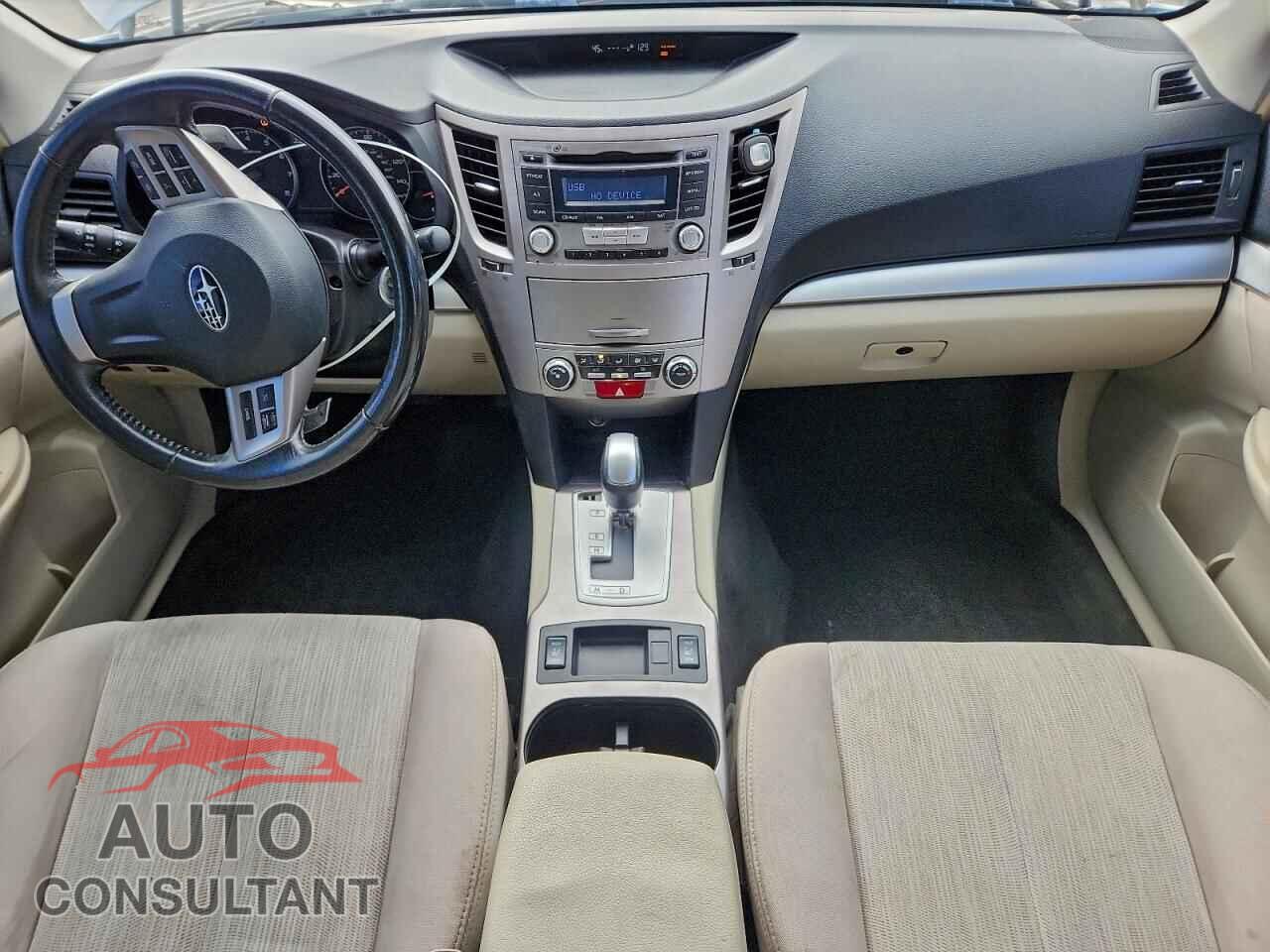 SUBARU OUTBACK 2013 - 4S4BRBCC1D3317057