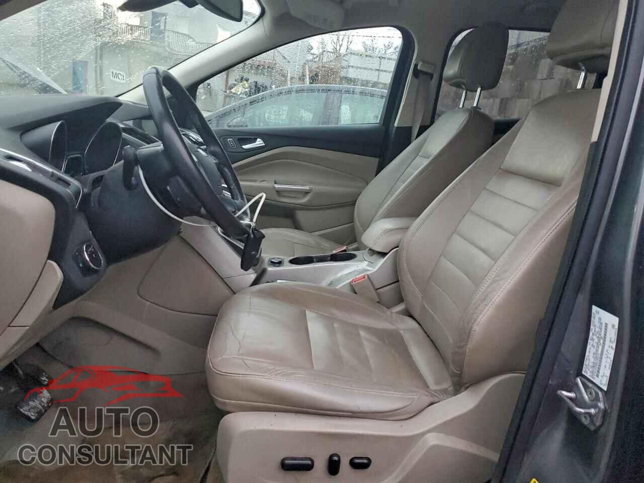 FORD ESCAPE 2013 - 1FMCU0H96DUA92147