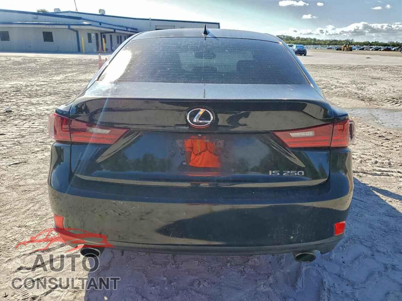 LEXUS IS 2015 - JTHBF1D21F5062381