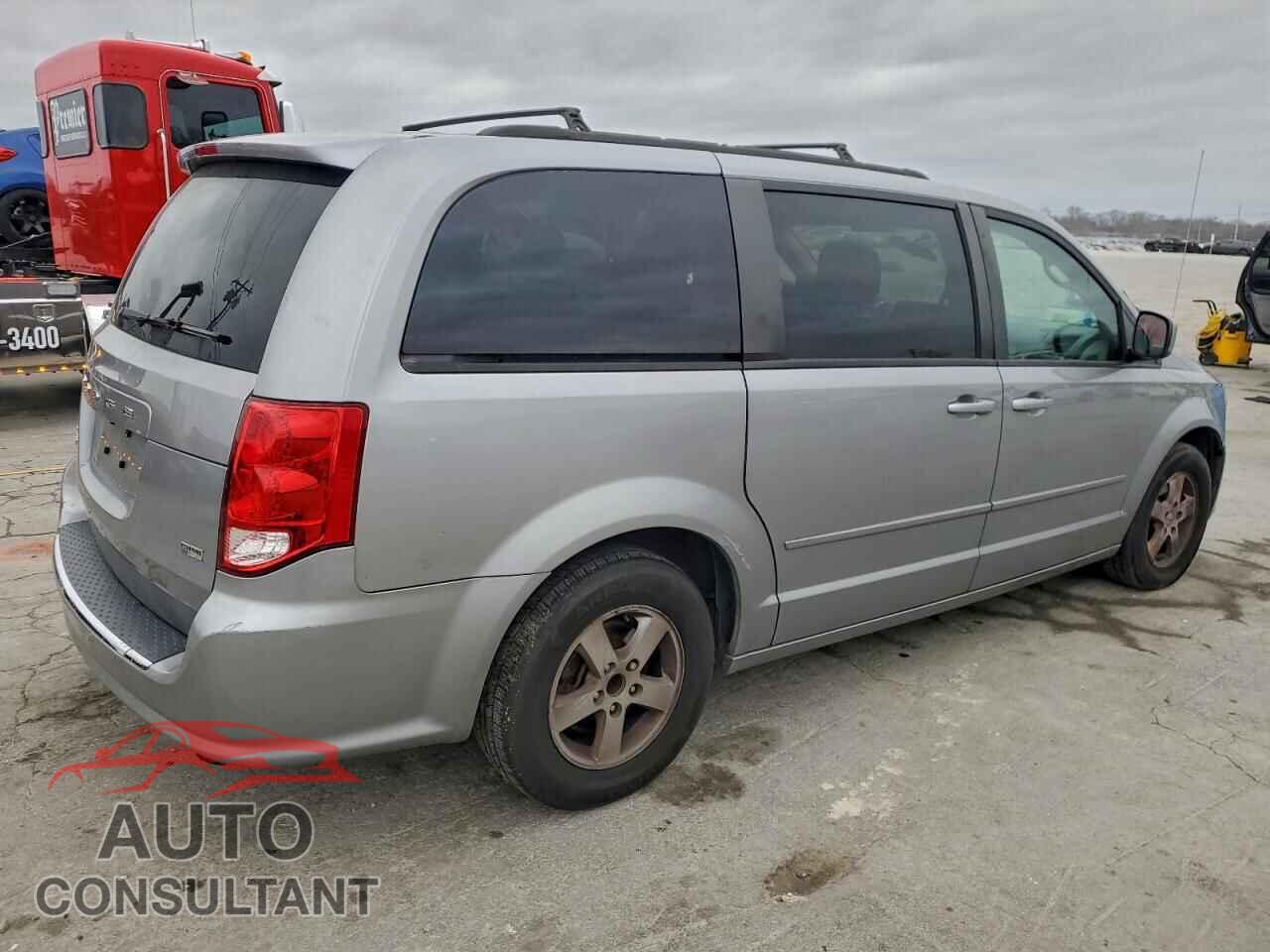 DODGE CARAVAN 2013 - 2C4RDGCG7DR582011