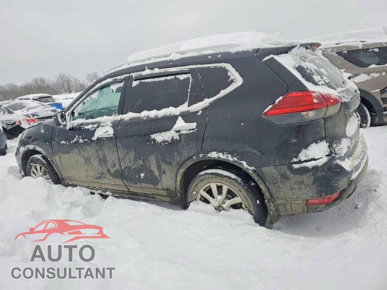 NISSAN ROGUE 2017 - KNMAT2MV1HP505223