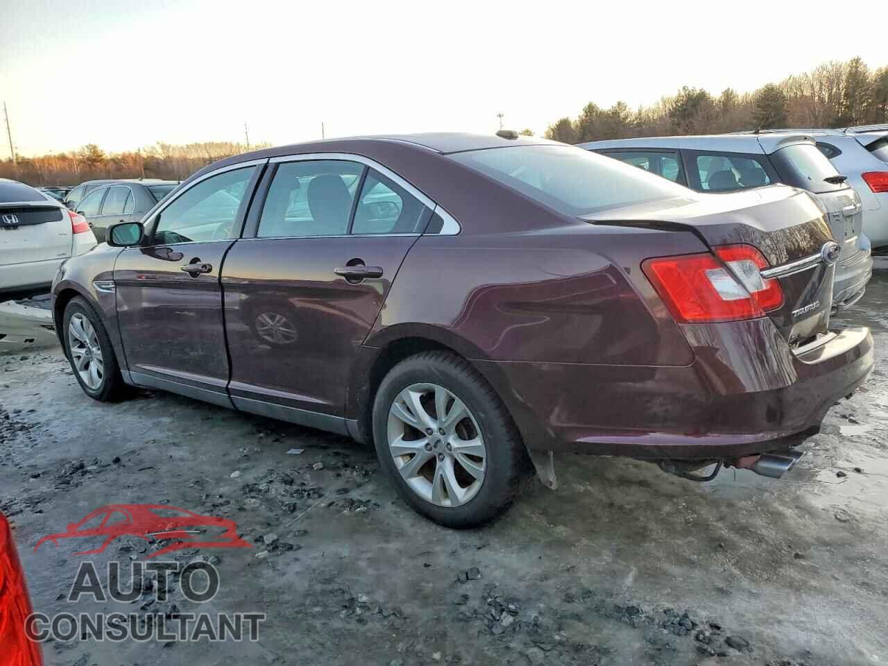 FORD TAURUS 2011 - 1FAHP2EW2BG110281