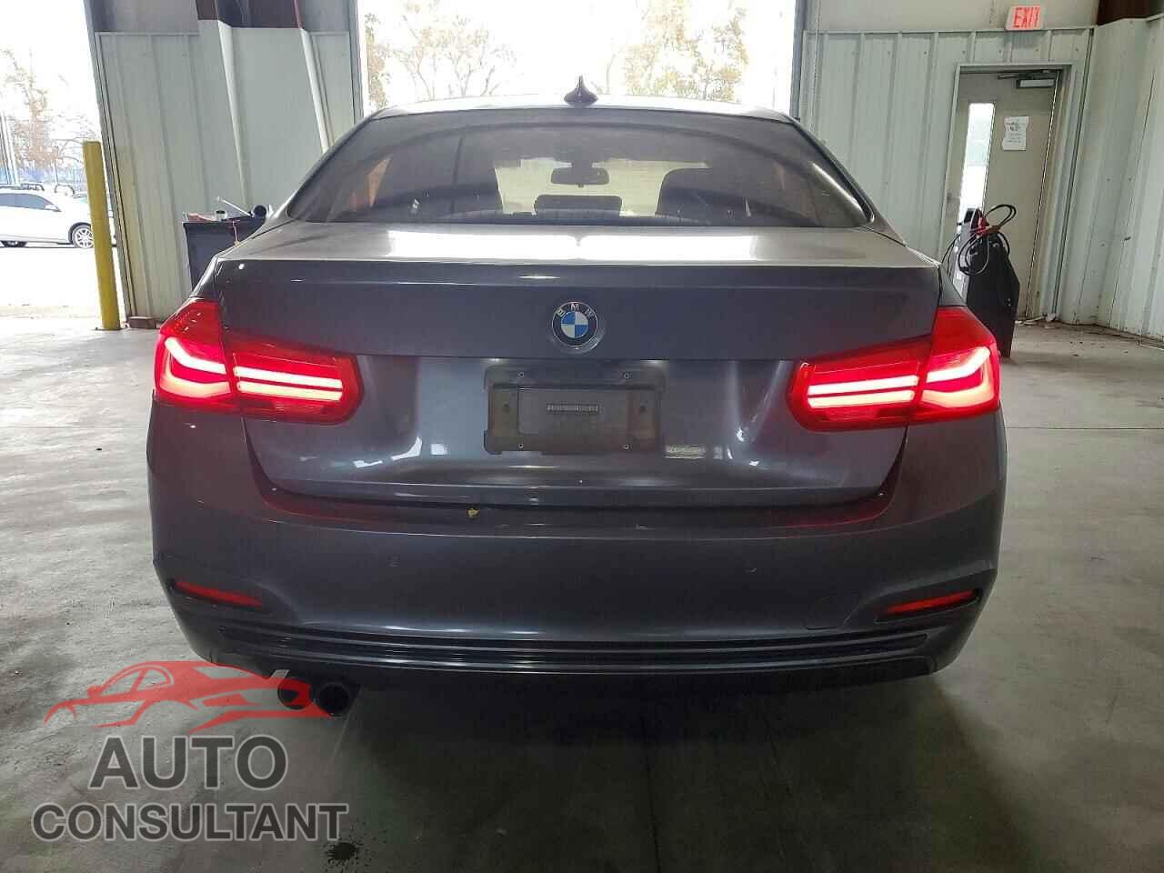 BMW 3 SERIES 2016 - WBA8E9G51GNU28082