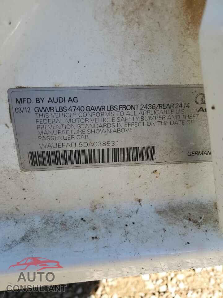 AUDI A4 2013 - WAUEFAFL9DA038531
