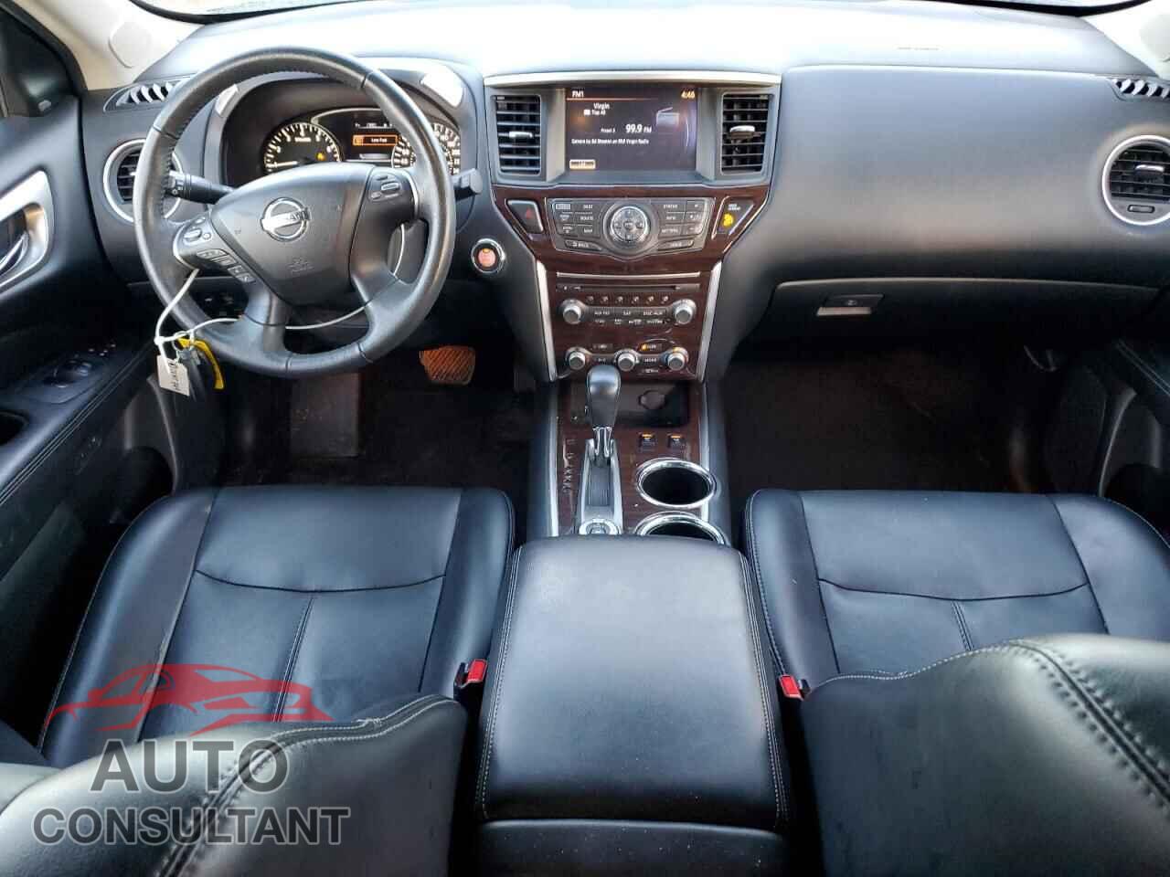 NISSAN PATHFINDER 2015 - 5N1AR2MM2FC681400